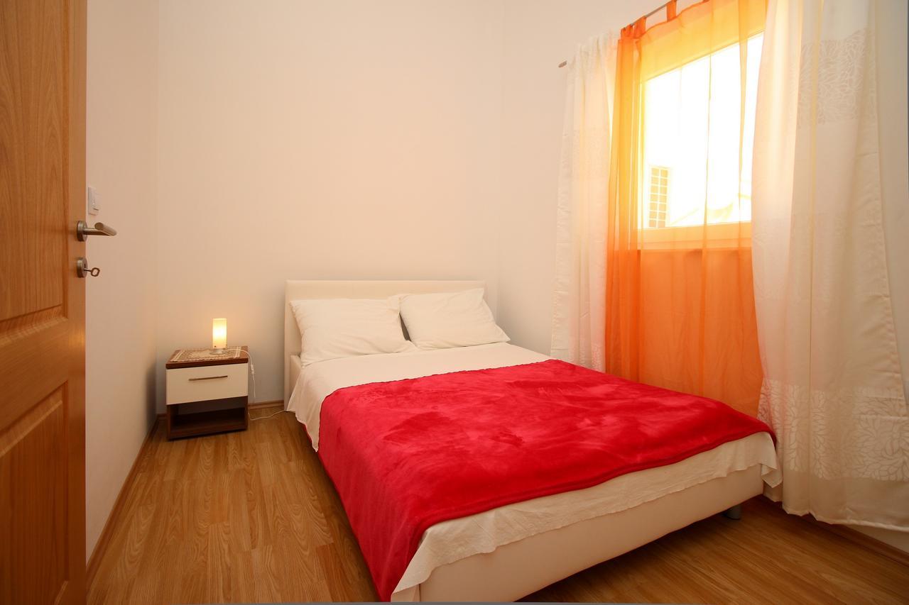 Apartments Koritnik Punat Esterno foto