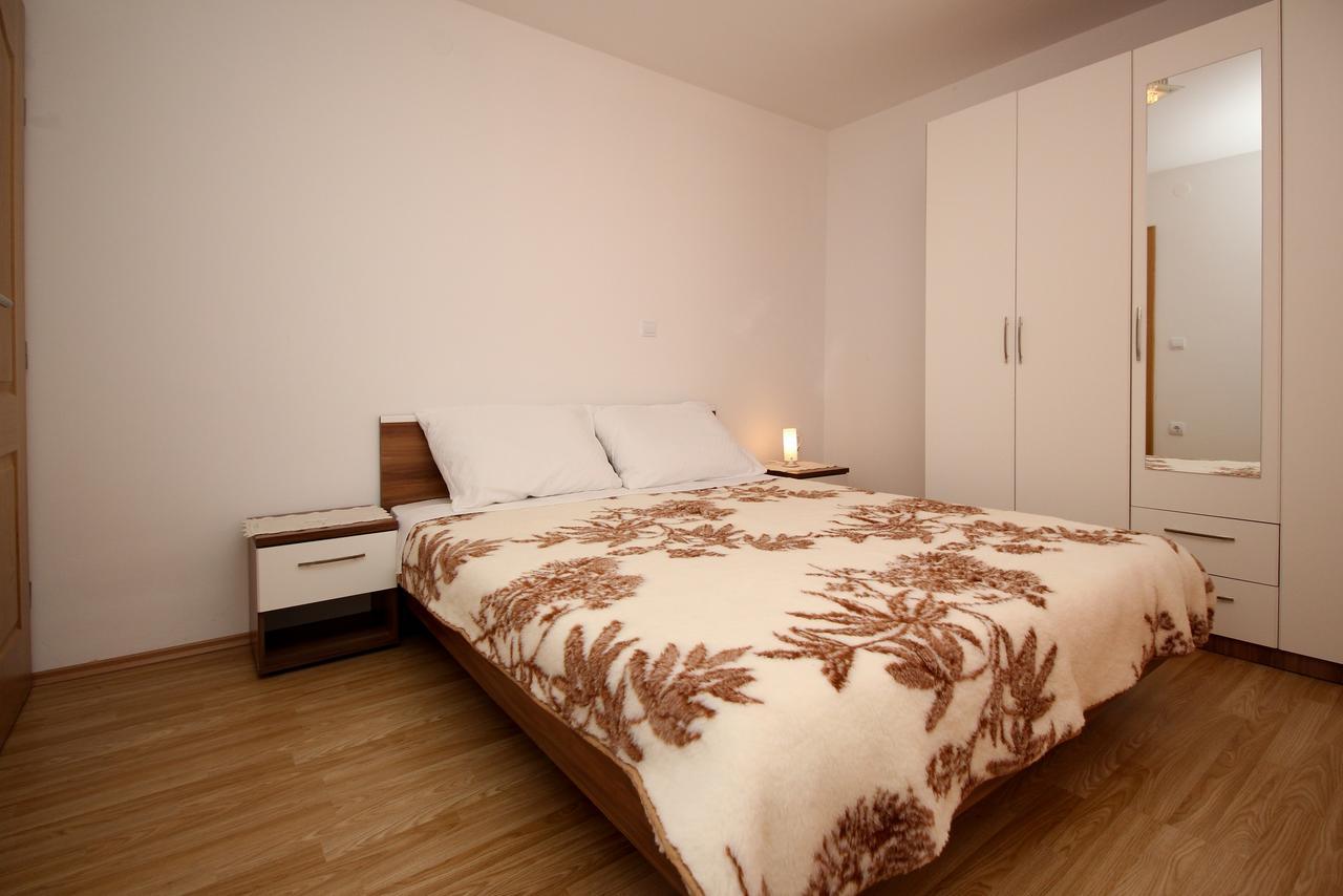 Apartments Koritnik Punat Esterno foto